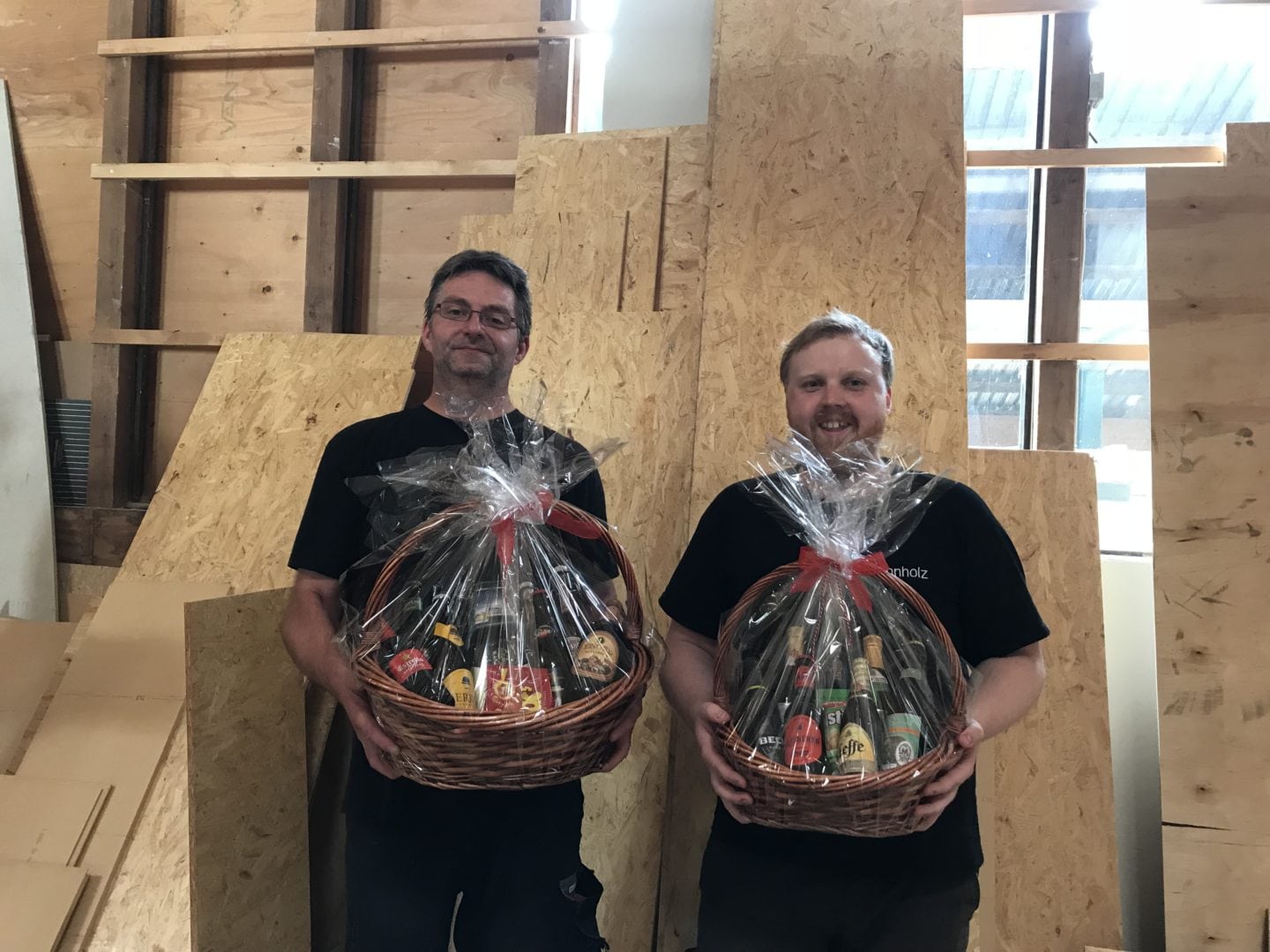 Neuer Azubi und Jubilare bei FH Finnholz