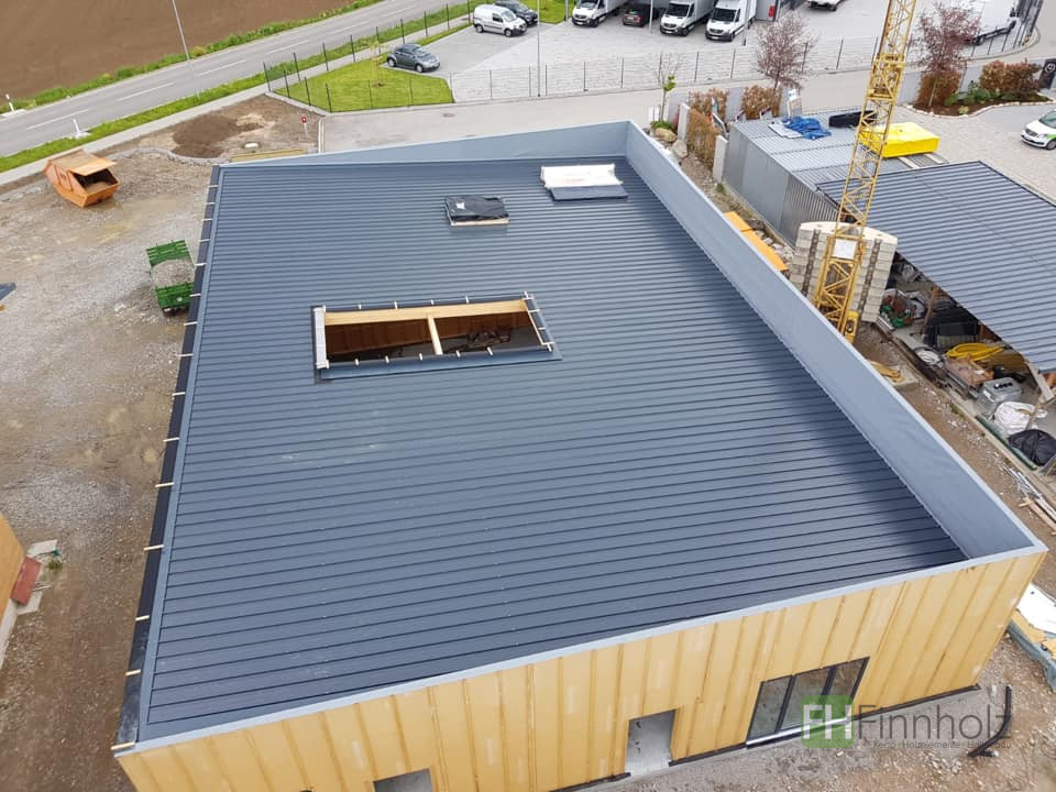 Holzbau fertiggestellt und abgenommen (Efringen Kirchen)