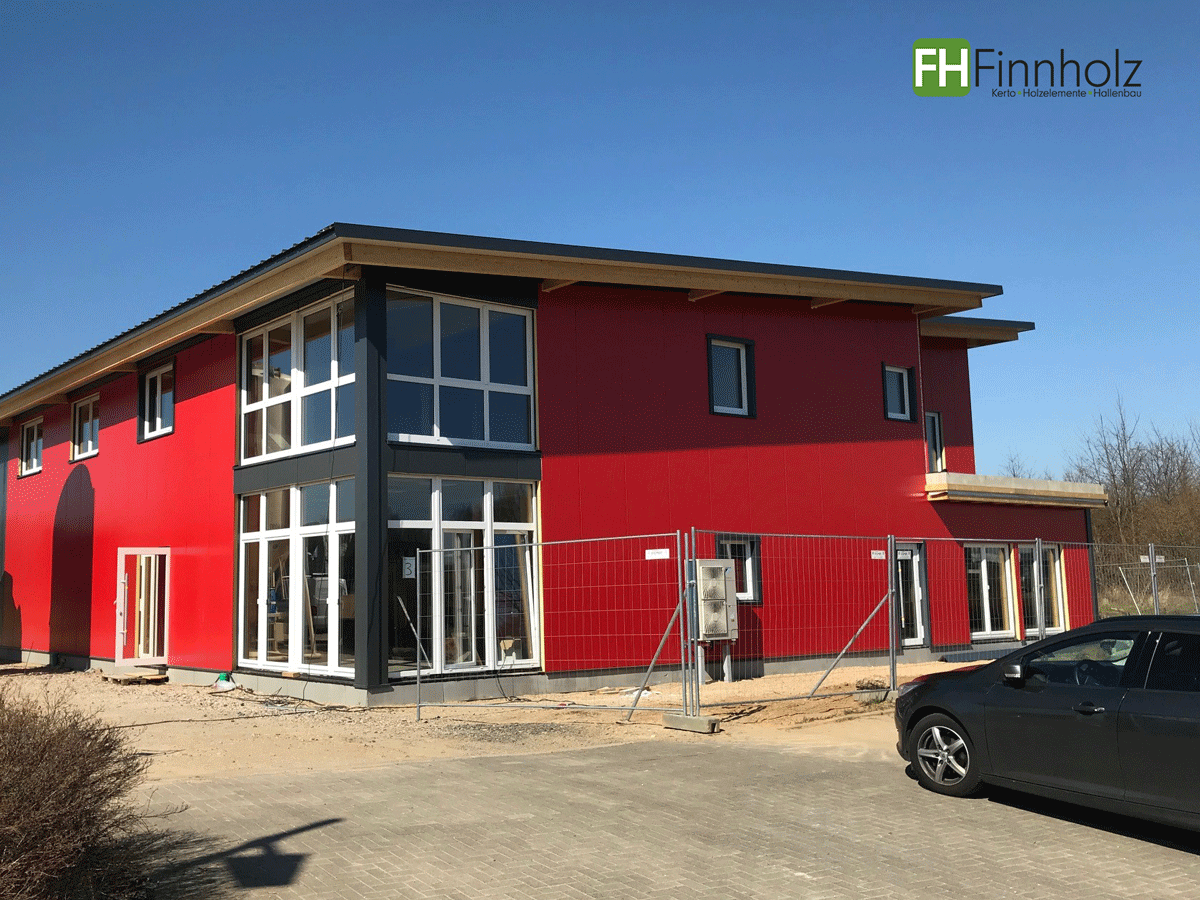 FH_Finnholz_holzhalle_rot
